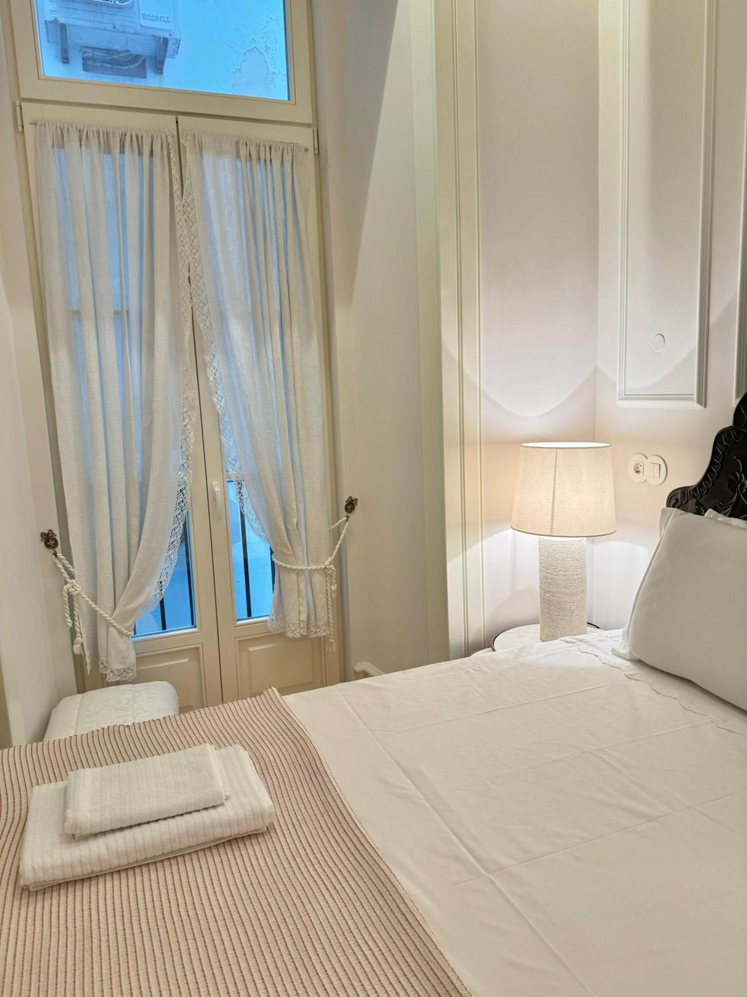 Quarto Com Banheiro Privativo Na Baixa Lisbon Exterior photo